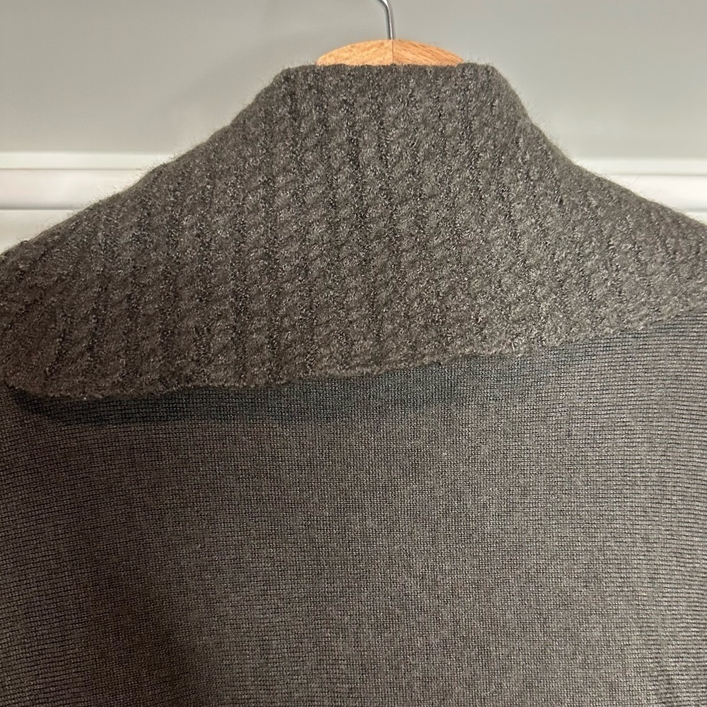 Ellen Tracy Merino Wool Buckle Sweater Cowl Neck Green Size M Old Money - Picture 8 of 12